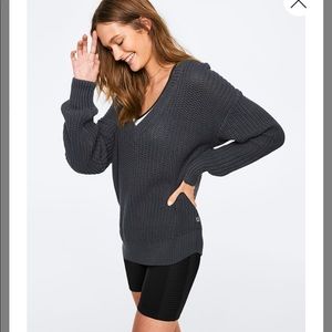 PINK v-neck knit sweater blue grey infinity small